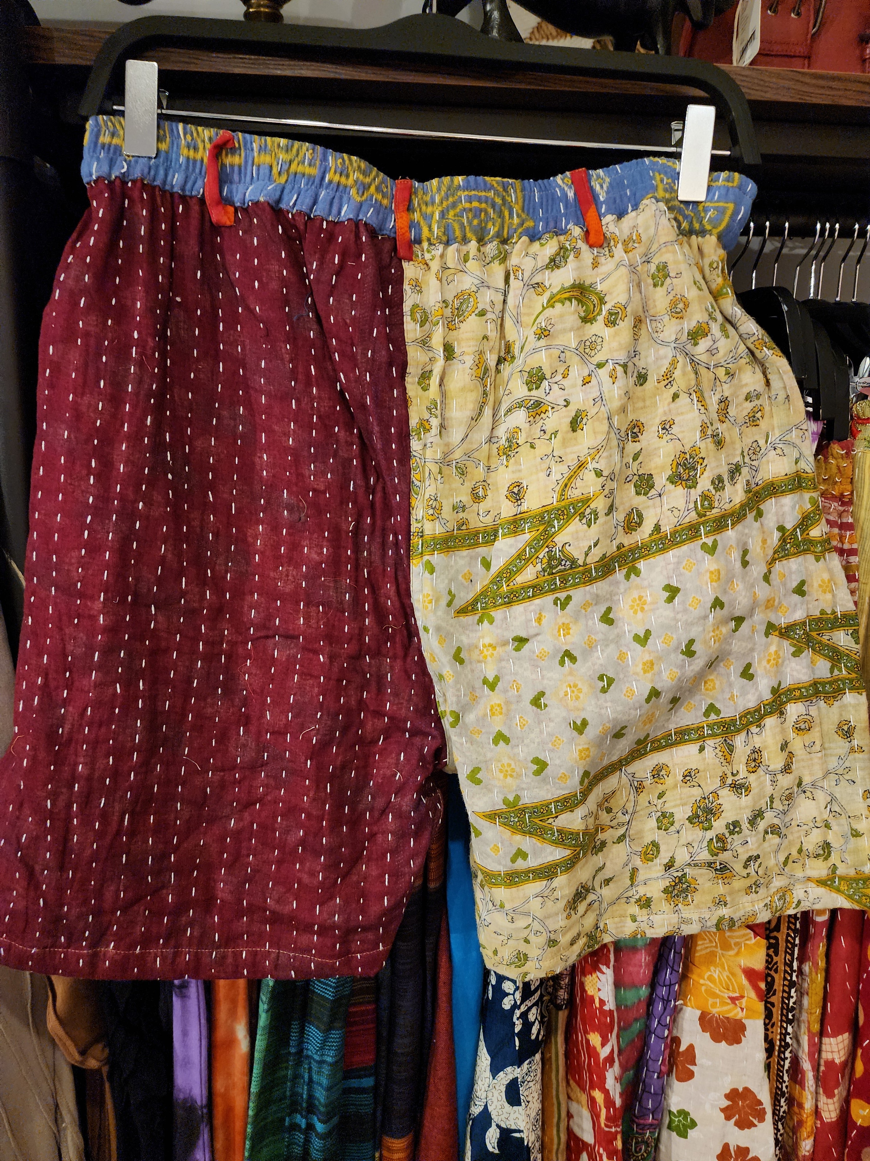 Kantha Shorts Burgundy Green
